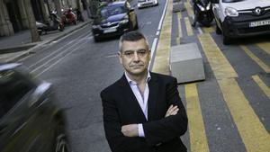 Xavier Ferrer, president del Gremi de Garatges de Barcelona: «La pandèmia li ha anat molt bé a Colau per actuar contra el cotxe»