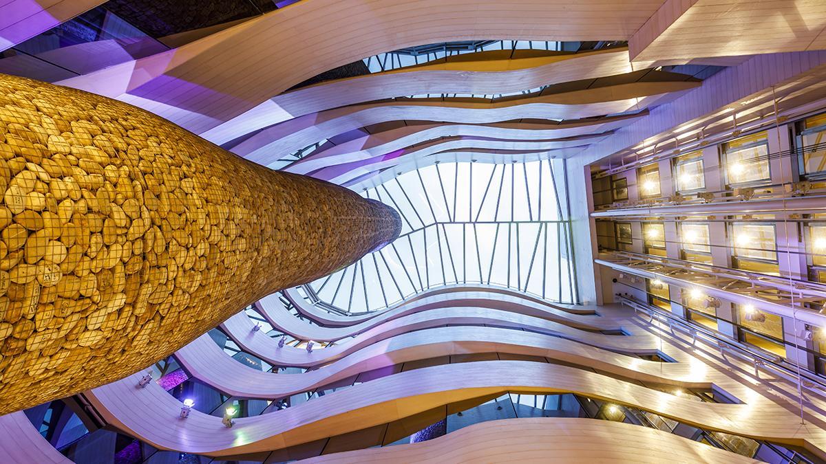 Un fantástico templo de arte da la bienvenida a The Artist