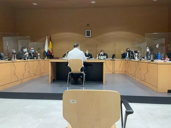 La Audiencia absuelve a un hombre acusado de abusar de su hijastra