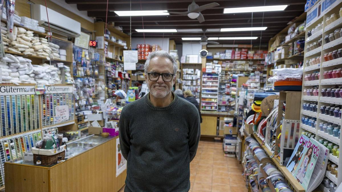 La mercería La Veneciana cambiará de dueño tras varios años en manos de la misma familia: “Es una etapa que ya he cumplido”