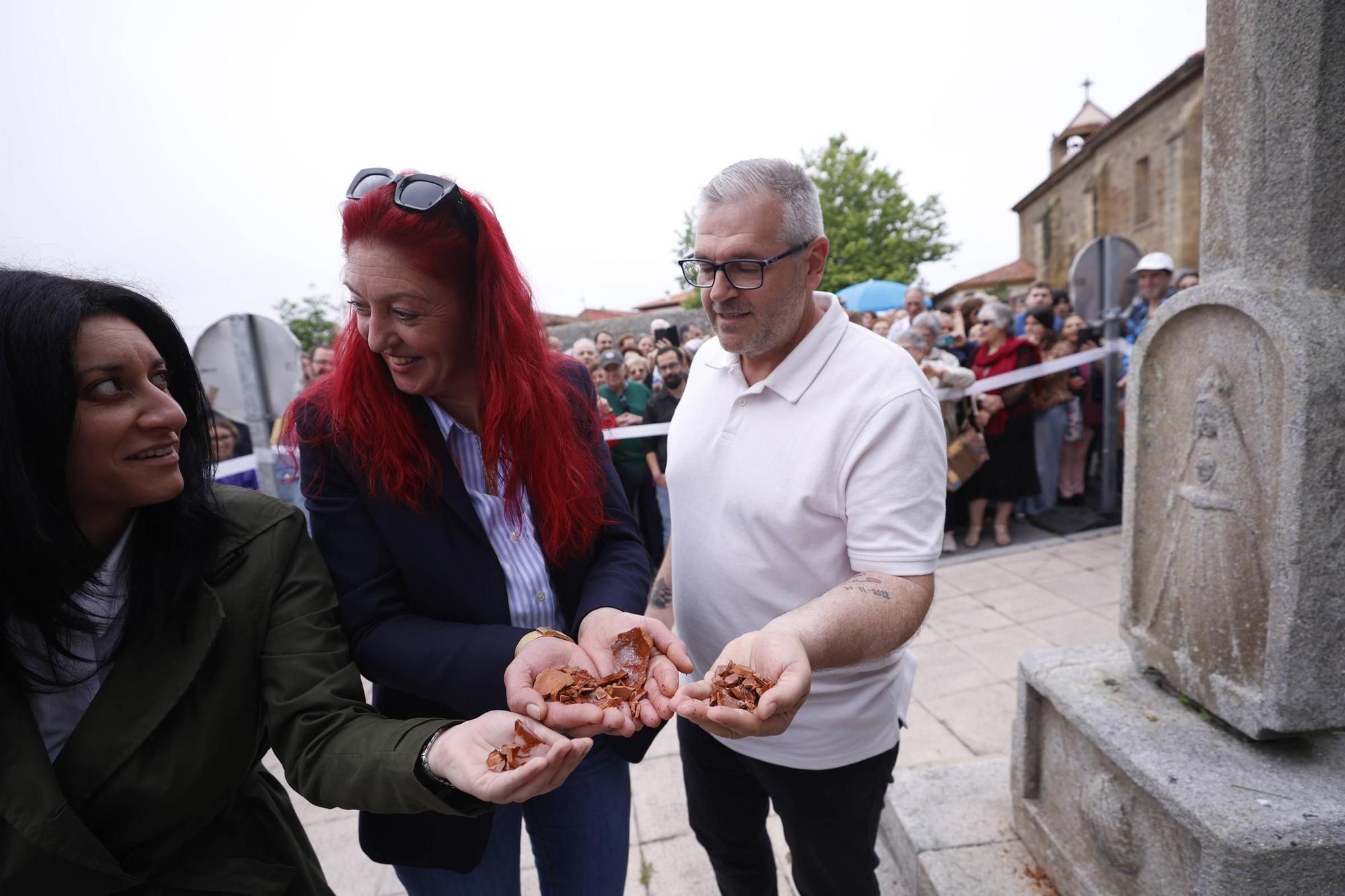 EN IMÁGENES: Así fueron los 95 besos de Abel y Mihaela en el tradicional "Rito de Puchero" de La Luz