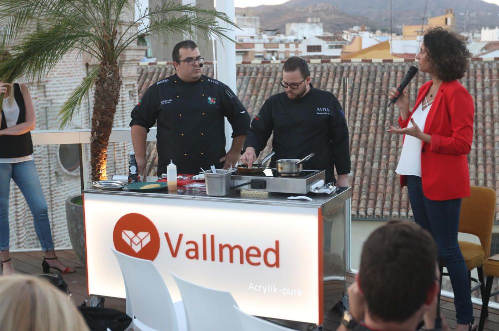 El evento, organizado por La Opinión de Málaga, reunió en la terraza del Hotel Málaga Premium a Cristina Martínez (Garbancita), Carlos Navarro Björk, Carlos Mansilla Gil de Bernabé y Mario Rosado