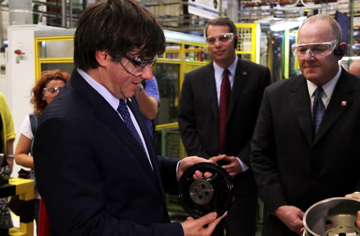 Puigdemont, durant la seva visita a Gavà. Puigdemont, durant la seva visita a Gavà.
