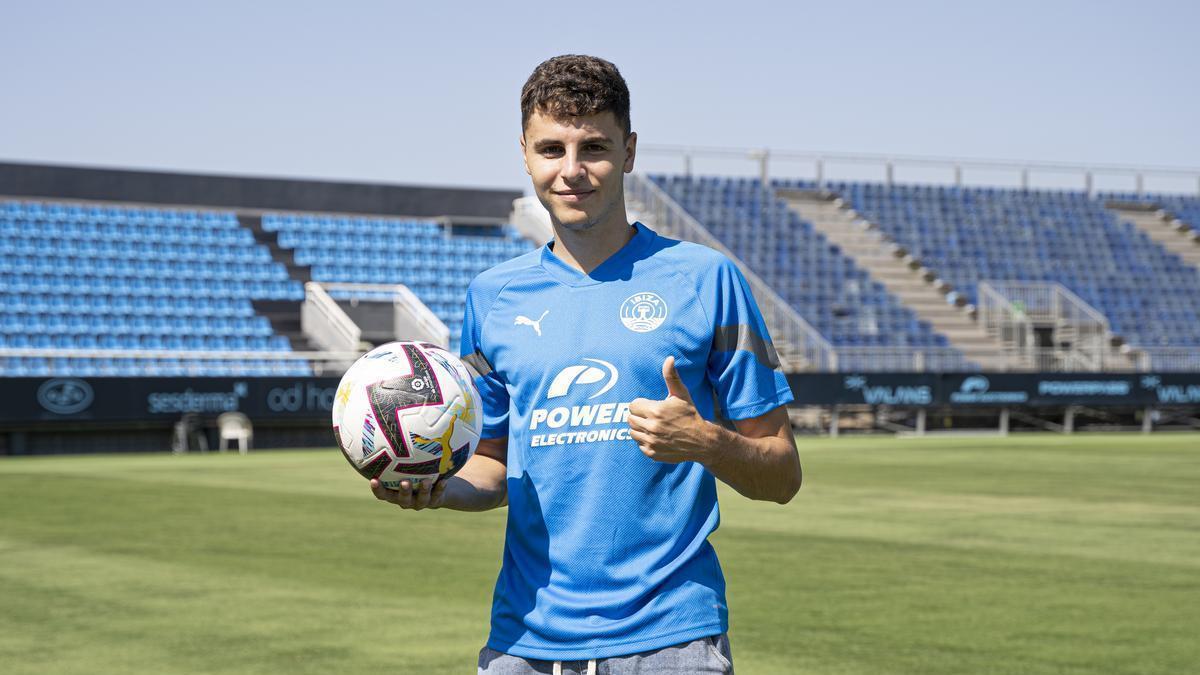 El centrocampista Iván Morante, jugador de la UD Ibiza.