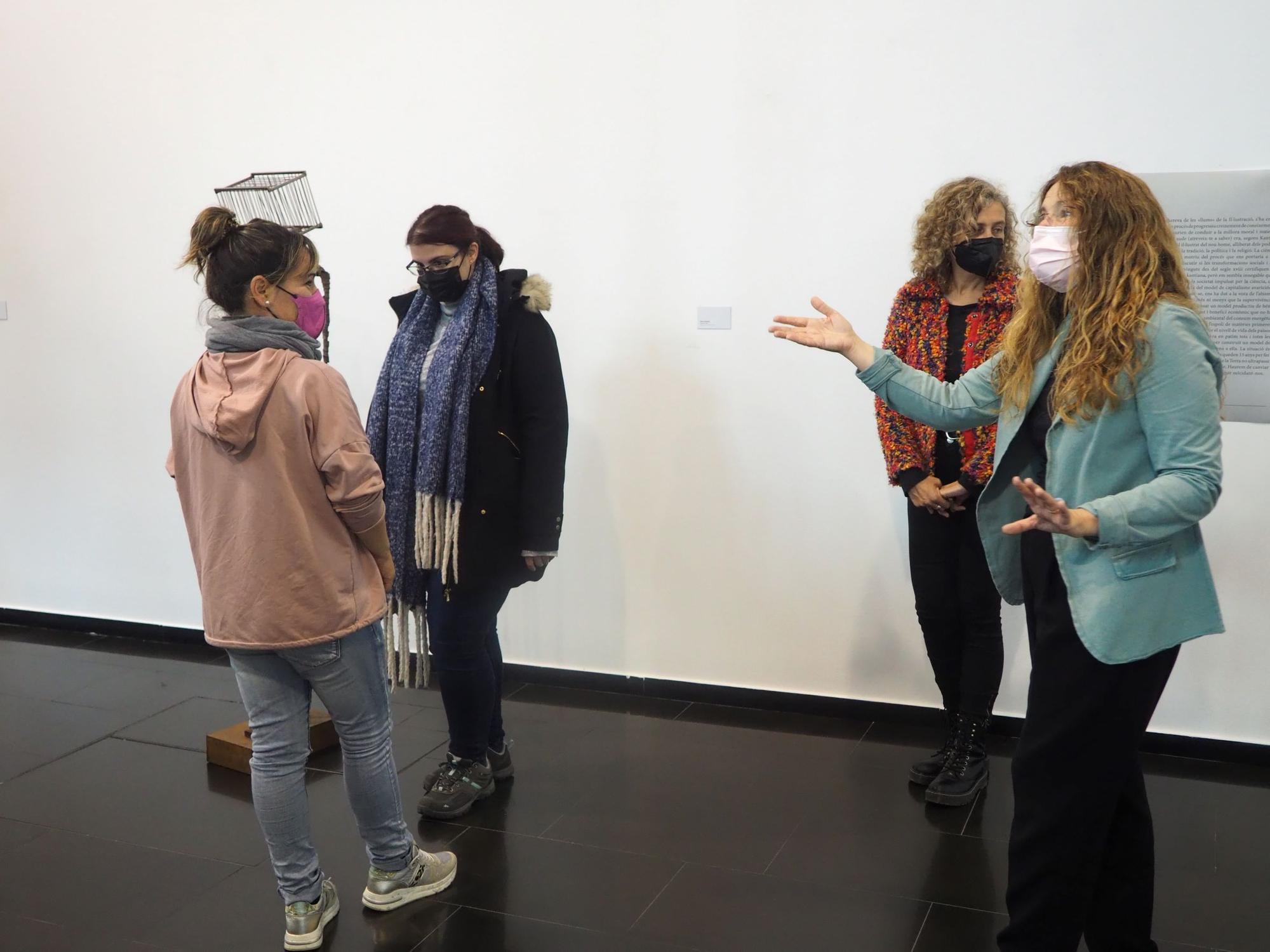 Taller ‘Atles del laberint de les violències masclistes’ a la sala l’Escorxador de Figueres