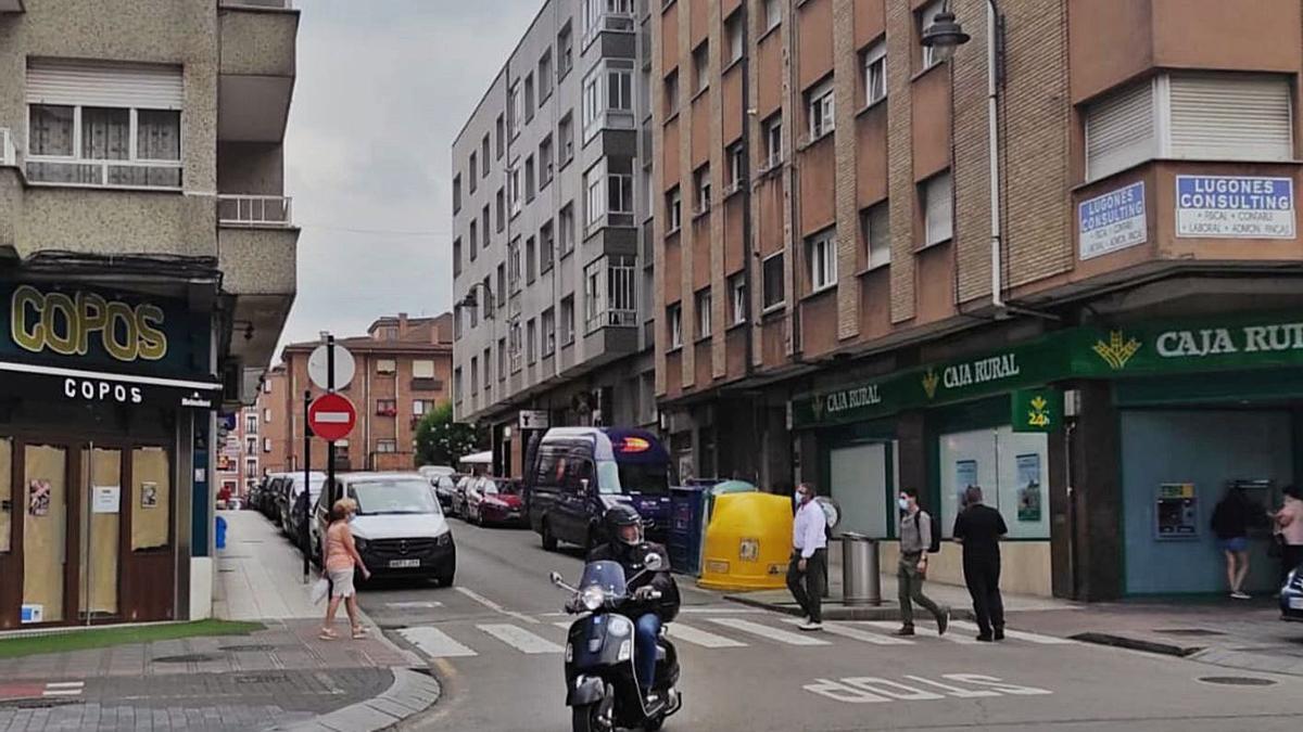 La calle Rafael Sarandeses de Lugones será peatonal por el nuevo carril  bici - La Nueva España