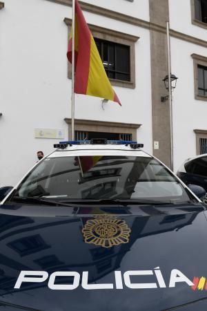 02-07-20   LAS PALMAS DE GRAN CANARIA. MUELLE PRIMO DE RIVERA. LAS PALMAS DE GRAN CANARIA. Presentación de nuevos vehículos de policía nacional Fotos: Juan Castro.  | 02/07/2020 | Fotógrafo: Juan Carlos Castro