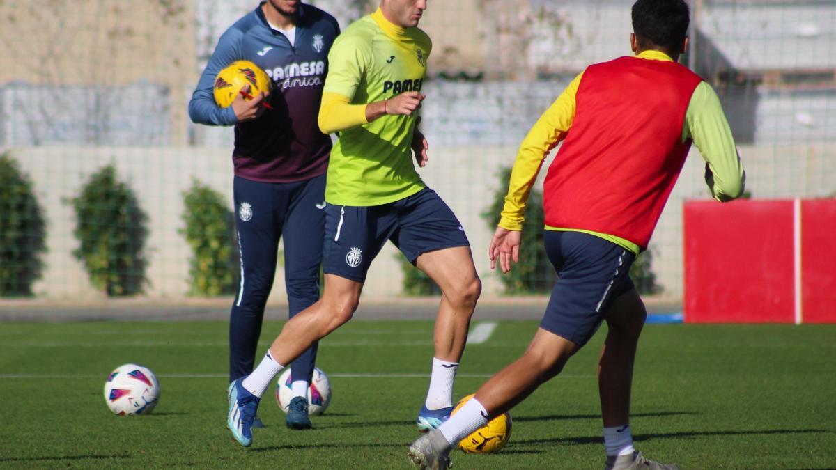 El joven delantero Álex Forés es la prinicpal baza ofensiva del Villarreal B.