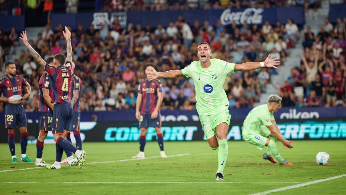 Ferran Torres celebrando su gol ante el Levante