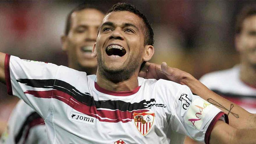 Monchi asegura que uno de los mejores fichajes ha sido el del Dani Alves