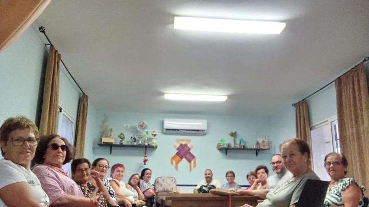 Reunión con las asociaciones para programar las actividades.