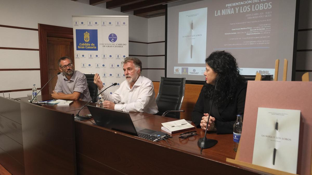 Presentación del libro 'La niña y los lobos' de Jaco de la Herrán Gascón, Premio Internacional de Novela Benito Pérez Galdós 2022.