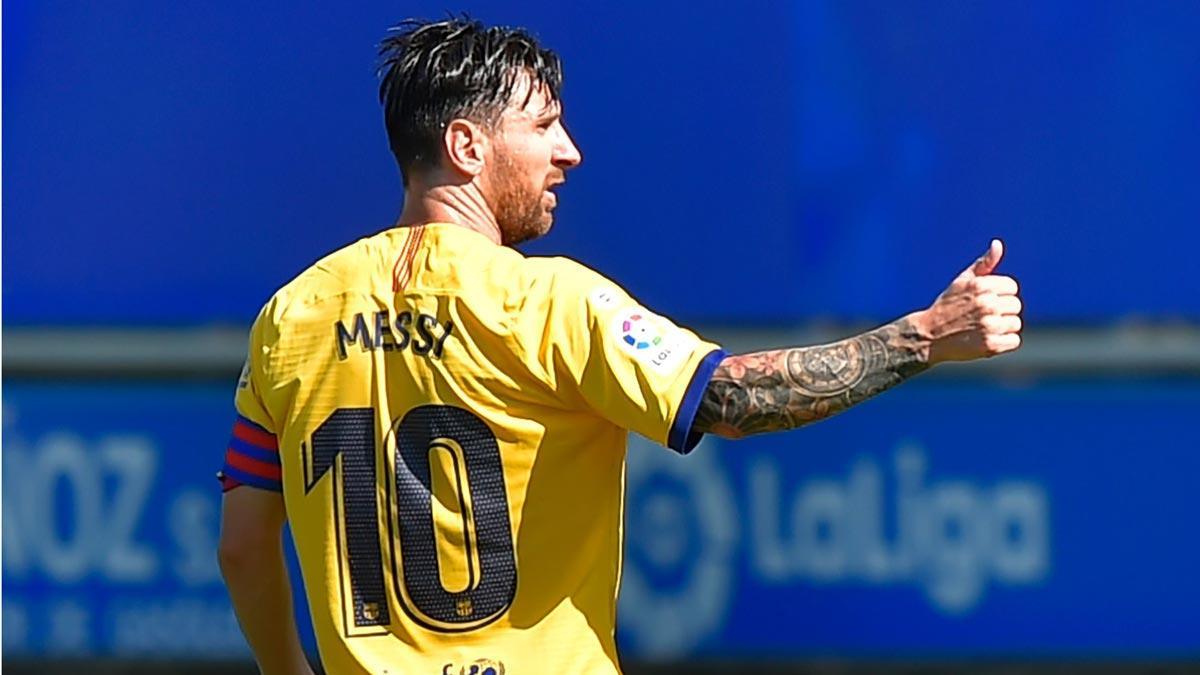 Messi: No hay nada más que hablar, sino demostrar que hemos cambiado. En la foto, el jugador argentino celebra su gol ante el Alavés.