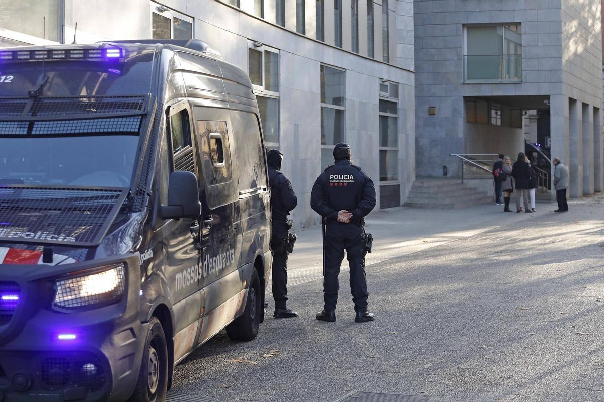 Girona. Jutjats. Dispositiu Mossos d'esquadra.