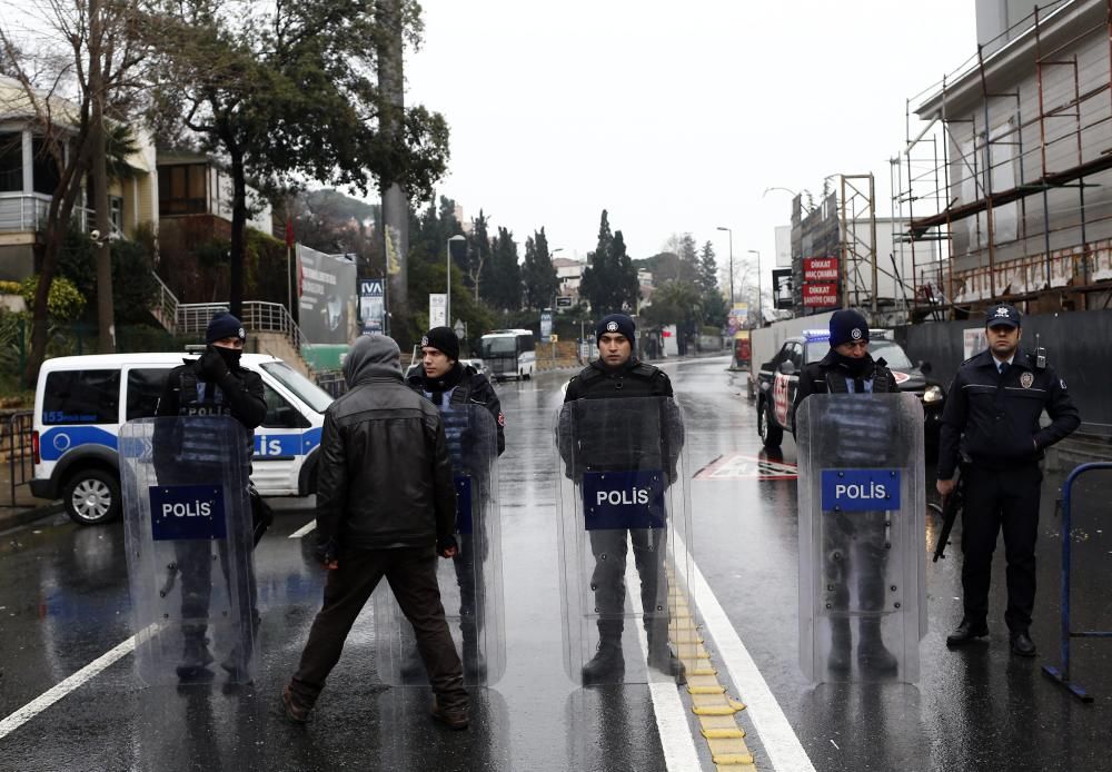 Comienza el año en Turquía tras el atentado.