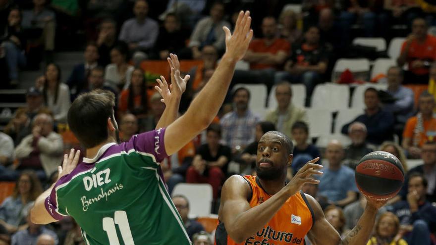 Will Thomas pasó el miércoles por encima del Unicaja.