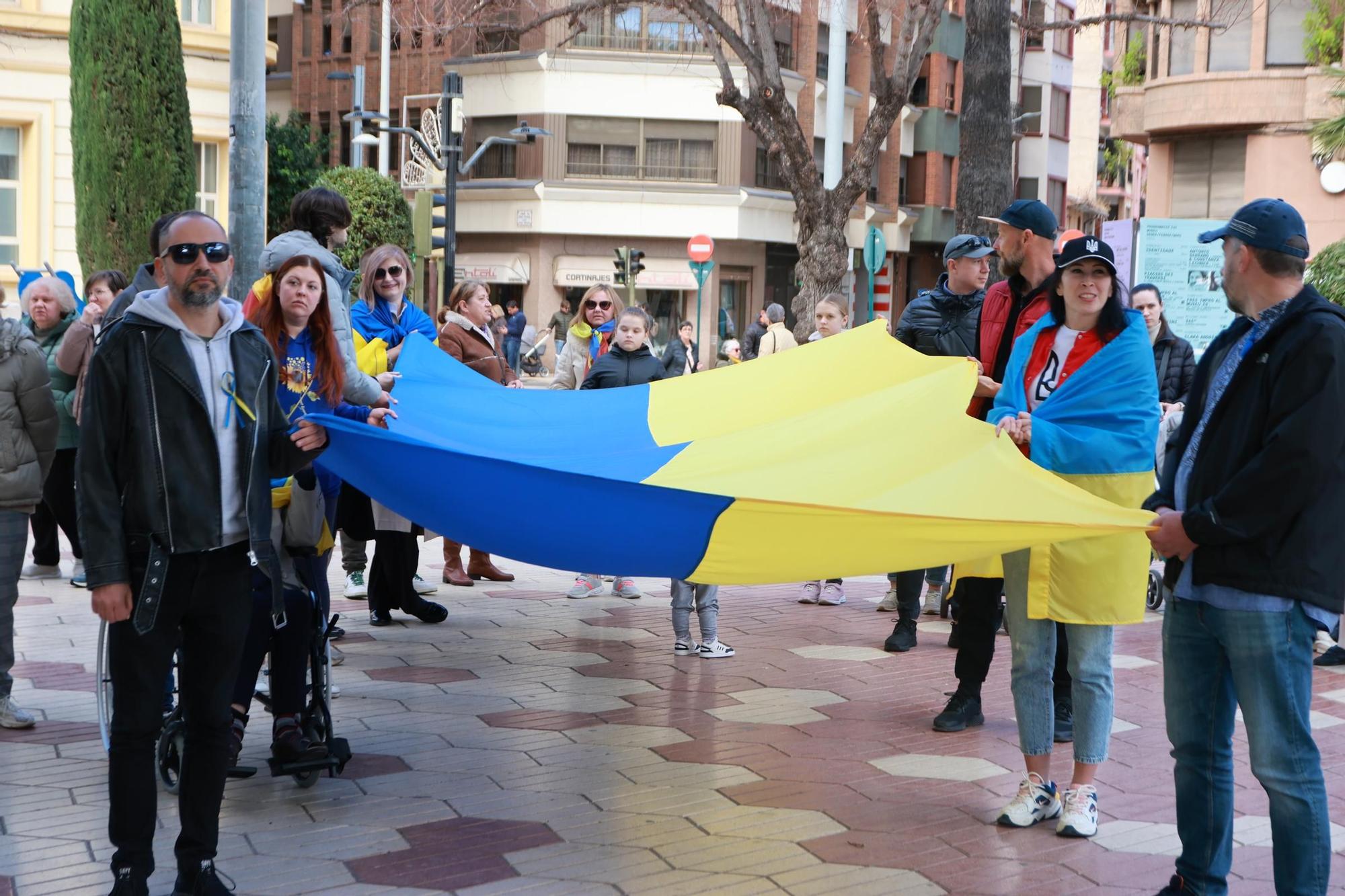 Cientos de castellonenses se manifestan por la paz en Ucrania