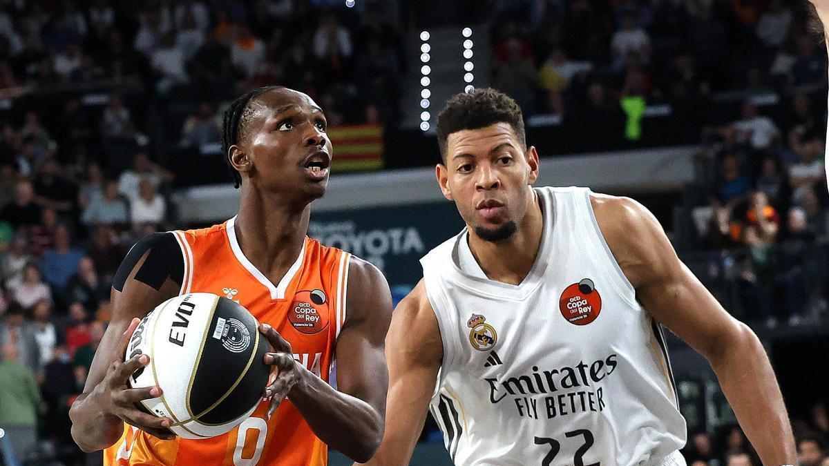 De locos: ¡El ambientazo del Roig Arena contra Panathinaikos!