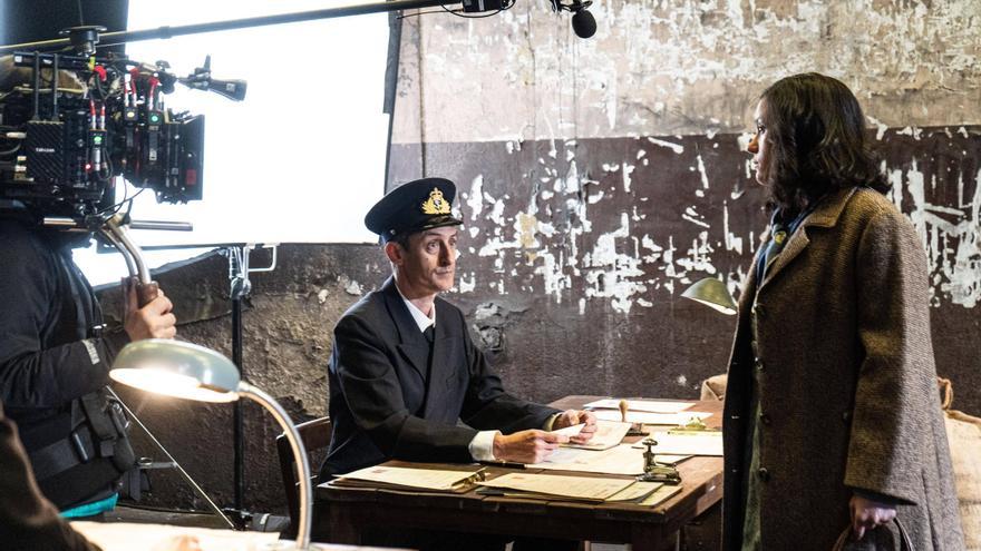 El rodatge del film 'Las vidas posibles de mi madre' aterra a Manresa