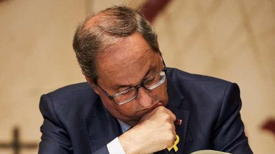 Torra, ayer, durante la reunión semanal del Govern. // Efe