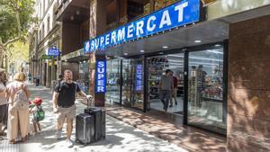 Un supermercado de Consell de Cent, el efecto secundario indeseado del plan de usos de 2023.