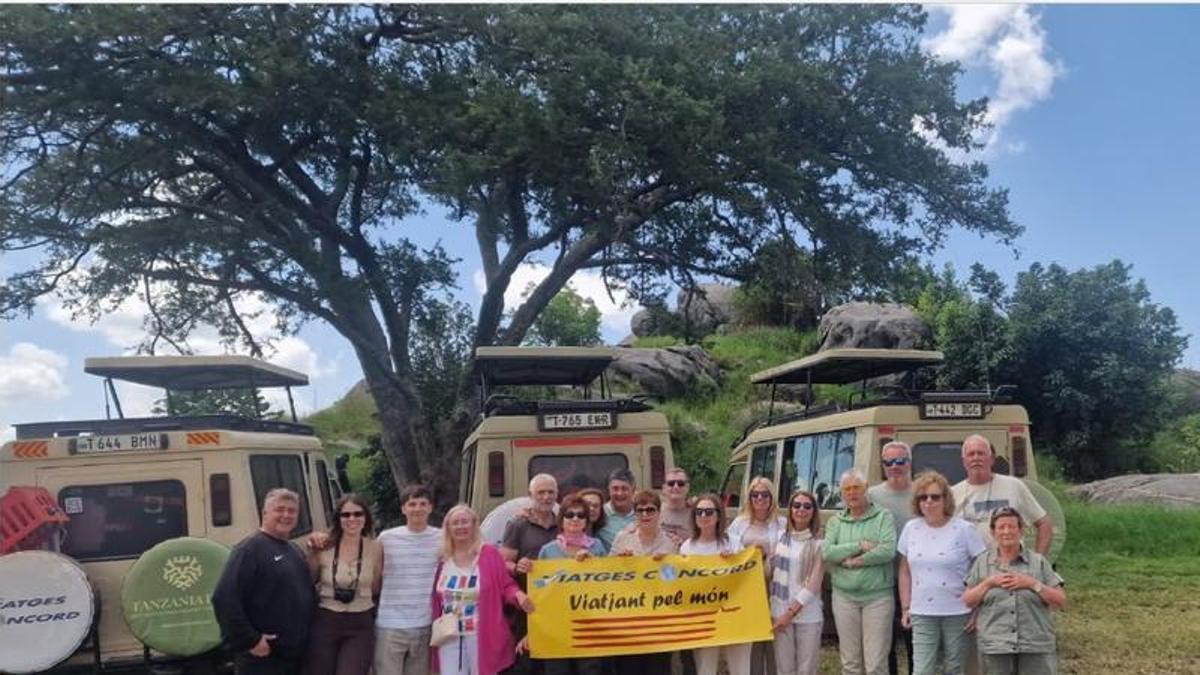 Un grup de bagencs visiten Tanzània en una sortida en grup de Viatges Concord