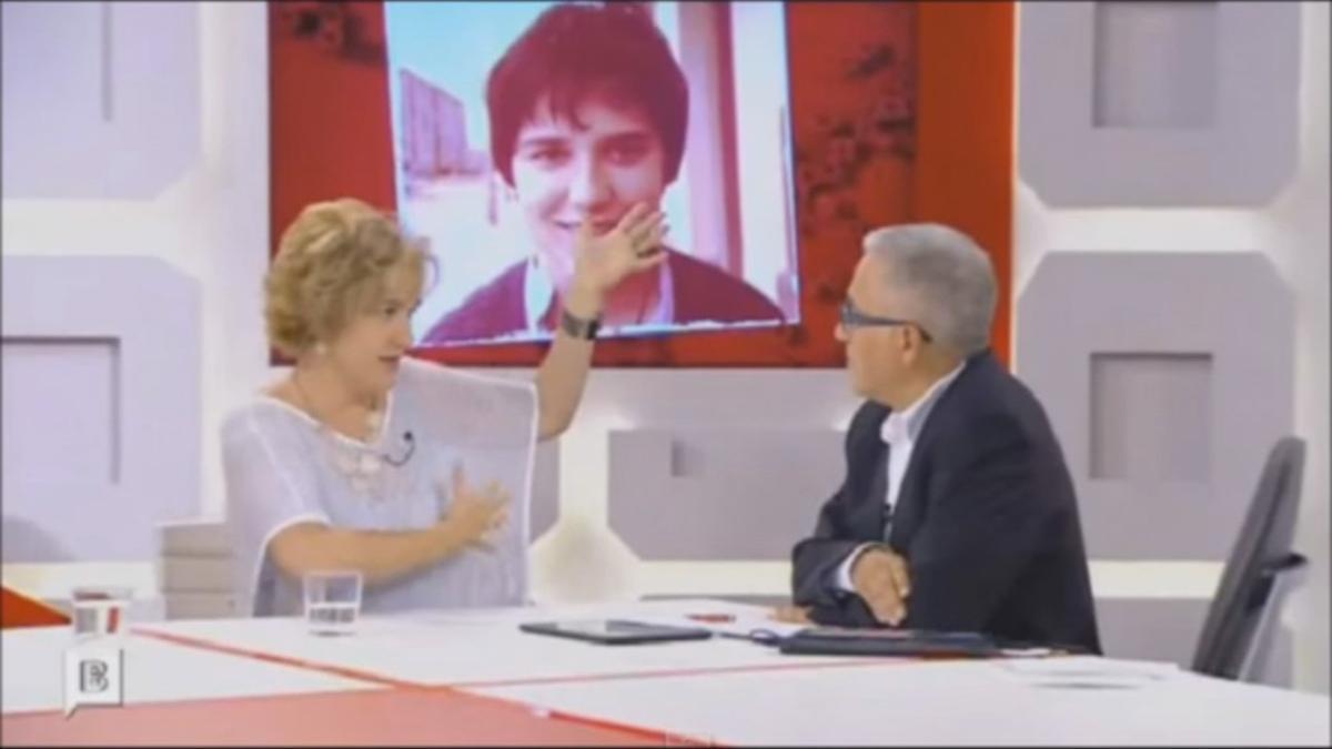 Pilar Rahola y Xavier Sardà, durante una intervención televisiva