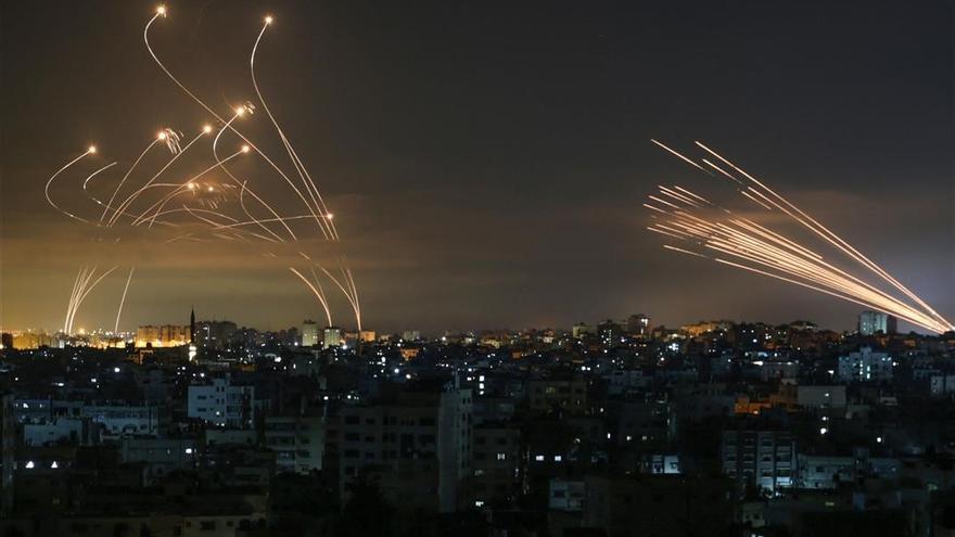 50 rondas de bombardeos israelís en 40 minutos en masiva ofensiva sobre Gaza