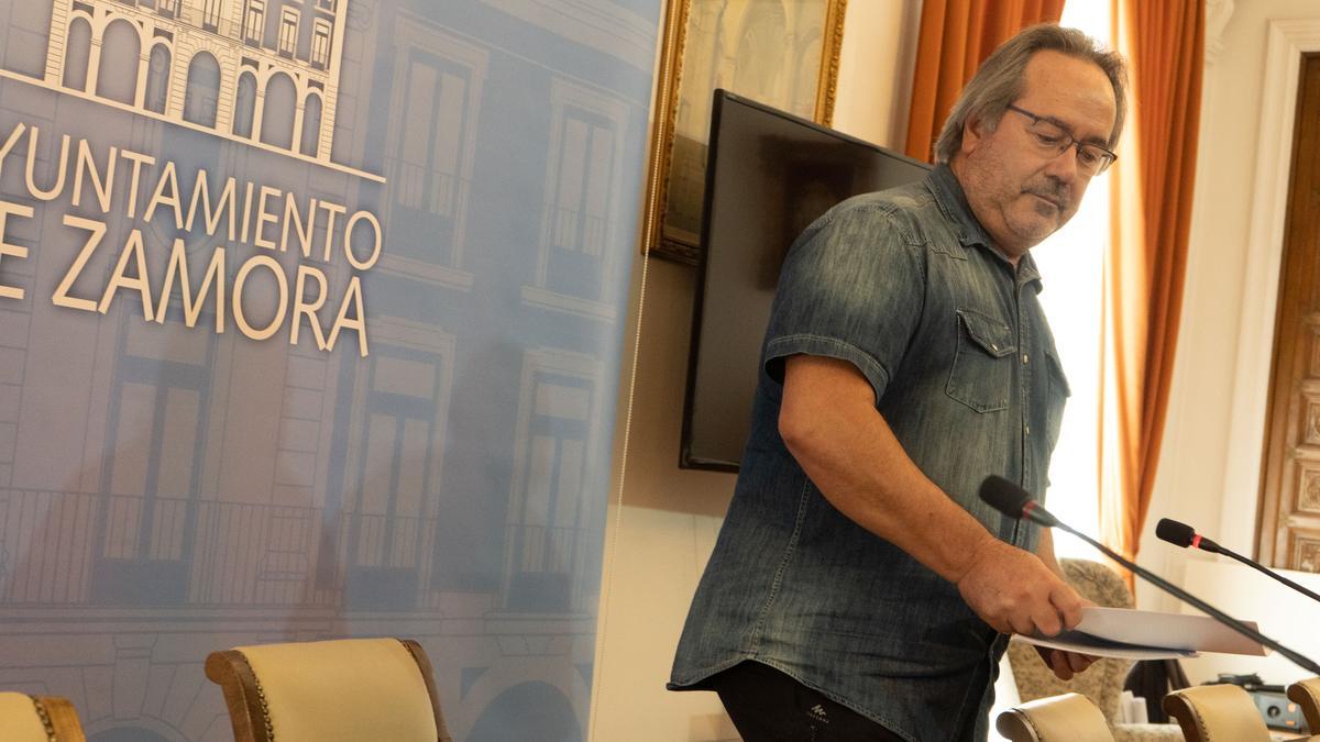 El alcalde de Zamora, Francisco Guarido, en el Ayuntamiento.