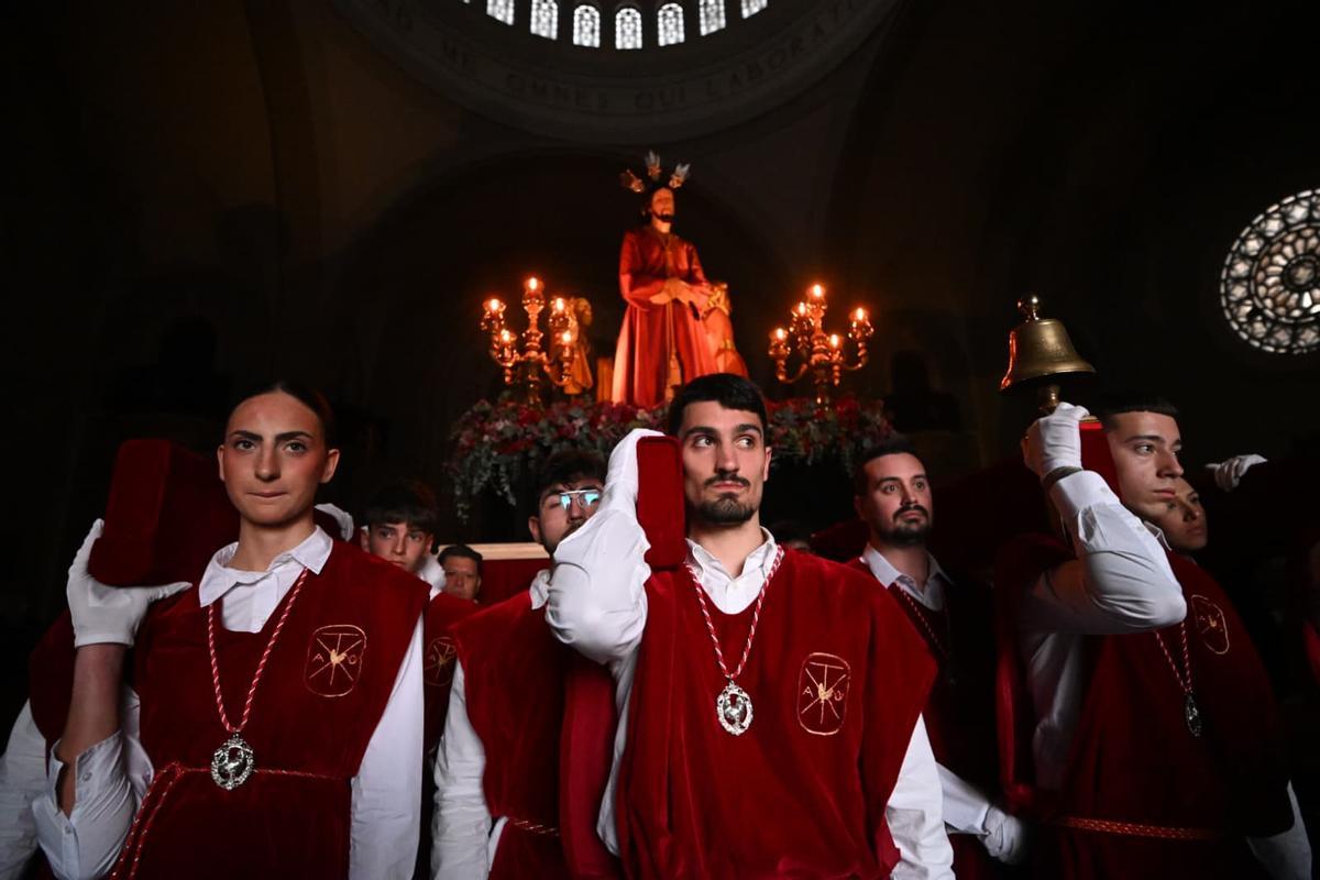 Así salen los pasos de Semana Santa este lunes en Elche