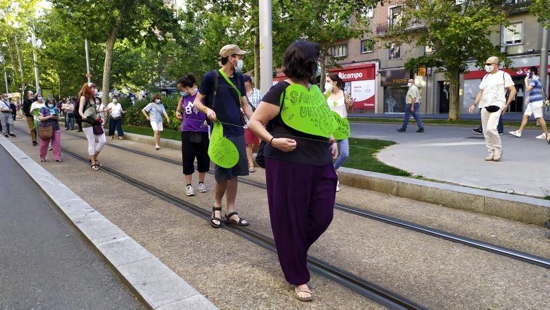 Manifestación en contra del hospital privado