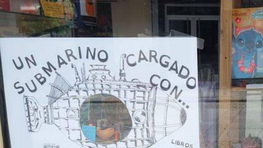El submarino cargado de libros.
