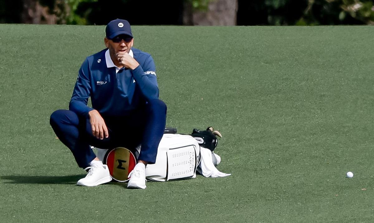 Un pensativo Sergio García, este miércoles entrenando en el Augusta Masters.