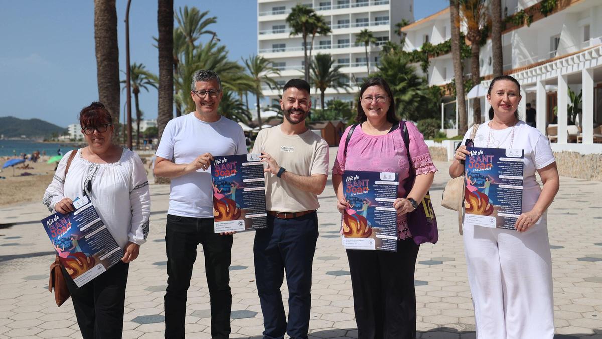 De izquierda a derecha, Lina Ripoll, Roberto Algaba, Francisco Torres, Carolina Rodríguez y Elena Prokhorova, en la rueda de prensa de hoy.