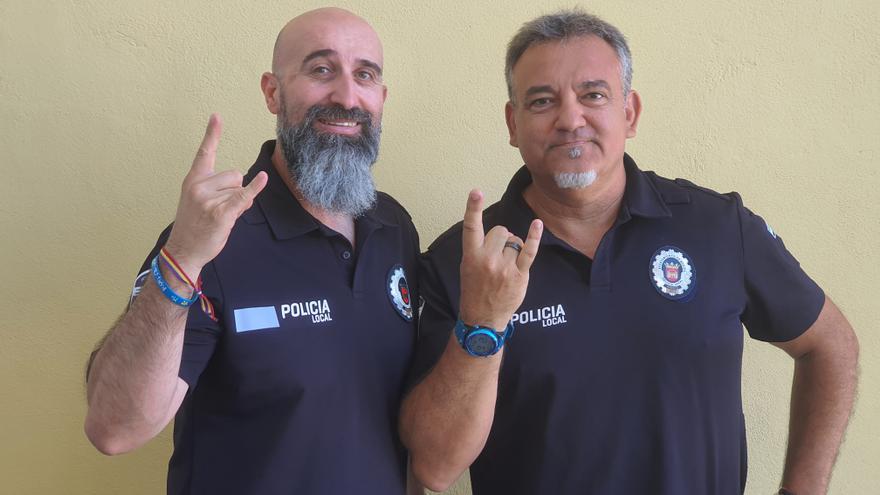 Policías con placa de rock en Mérida