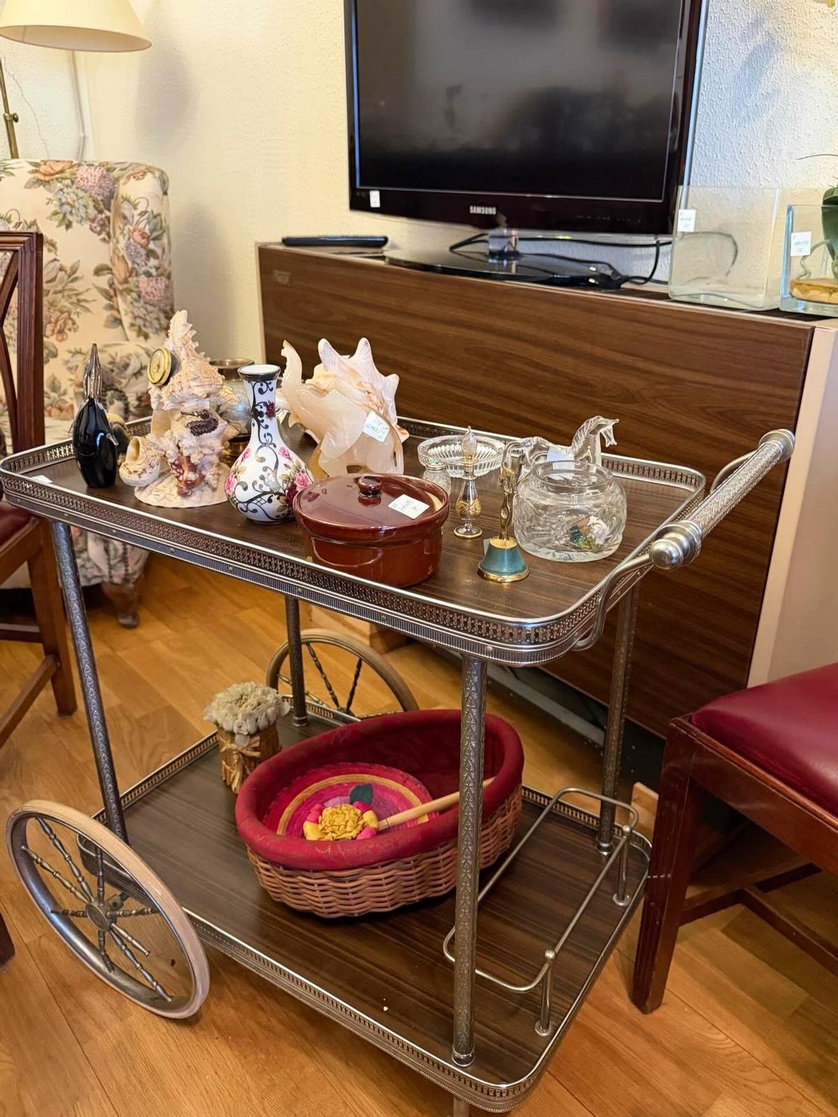 Artículos en venta en el 'home market' de Sant Gervasi