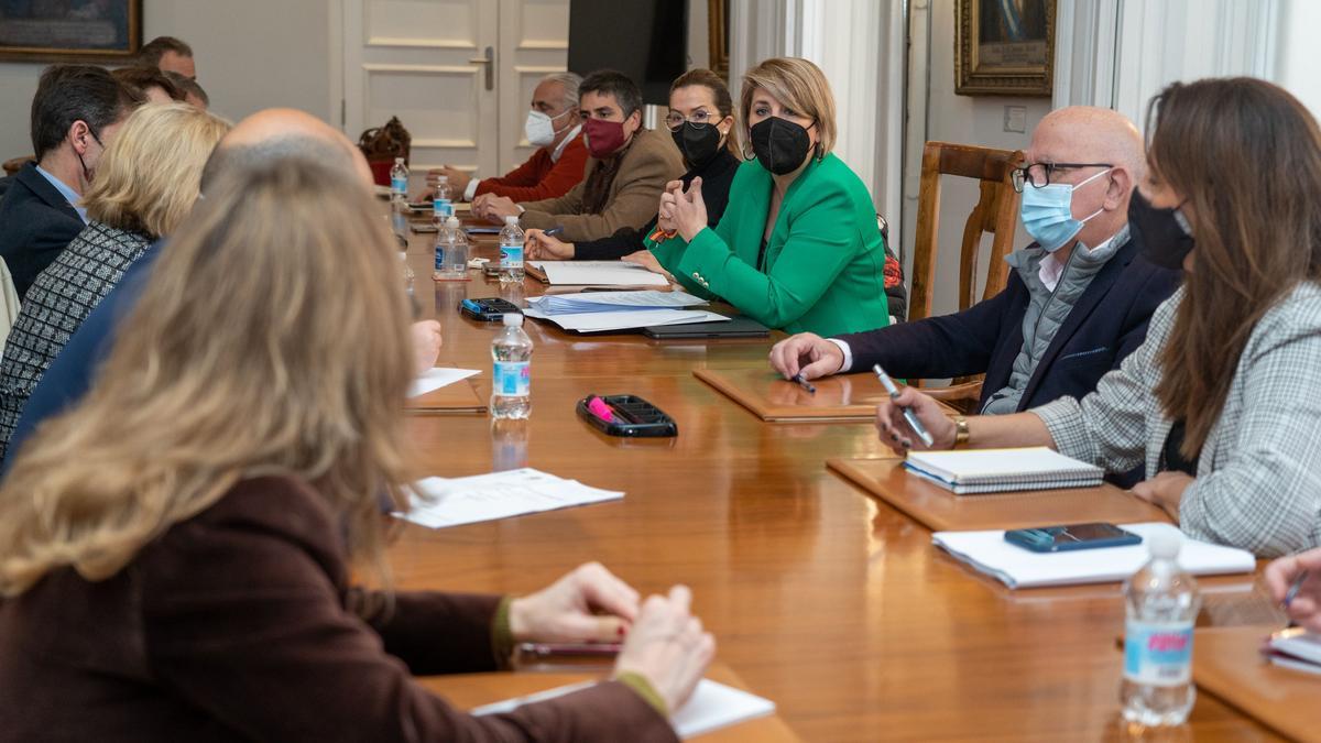 Mesa de la Justicia celebrada este jueves, en el Palacio Consistorial de Cartagena.