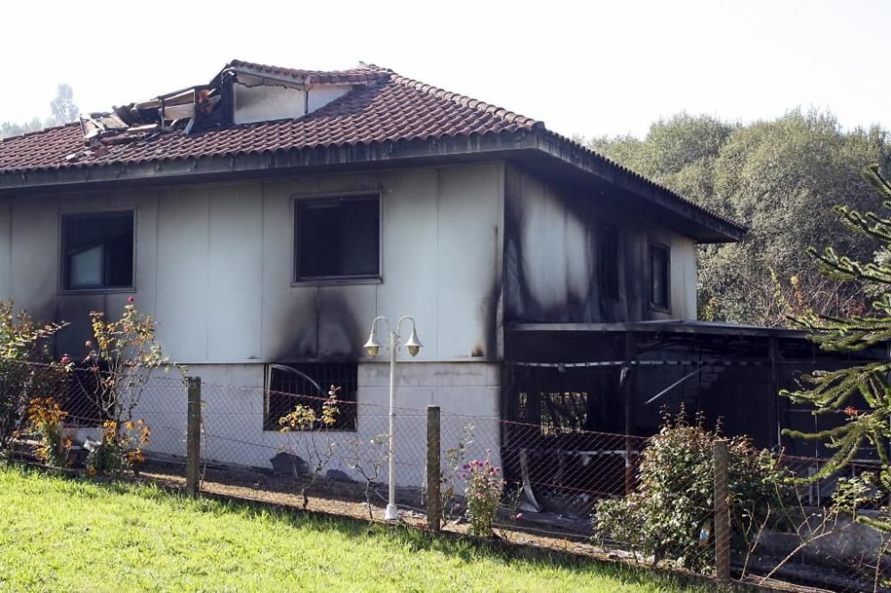 Así ha quedado la casa que ardió el jueves en Berres