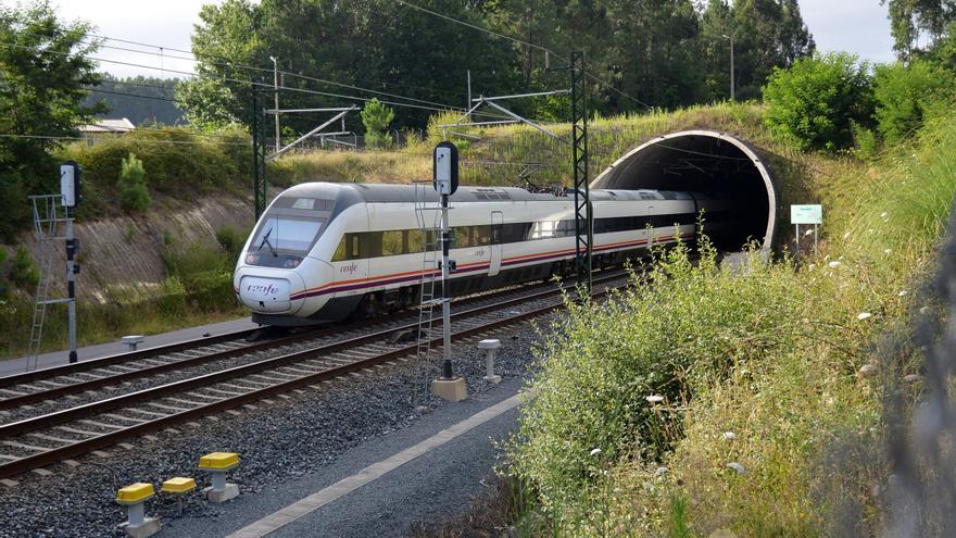 Adif ampliará en 30 metros el recorrido cubierto del tren en la ciudad