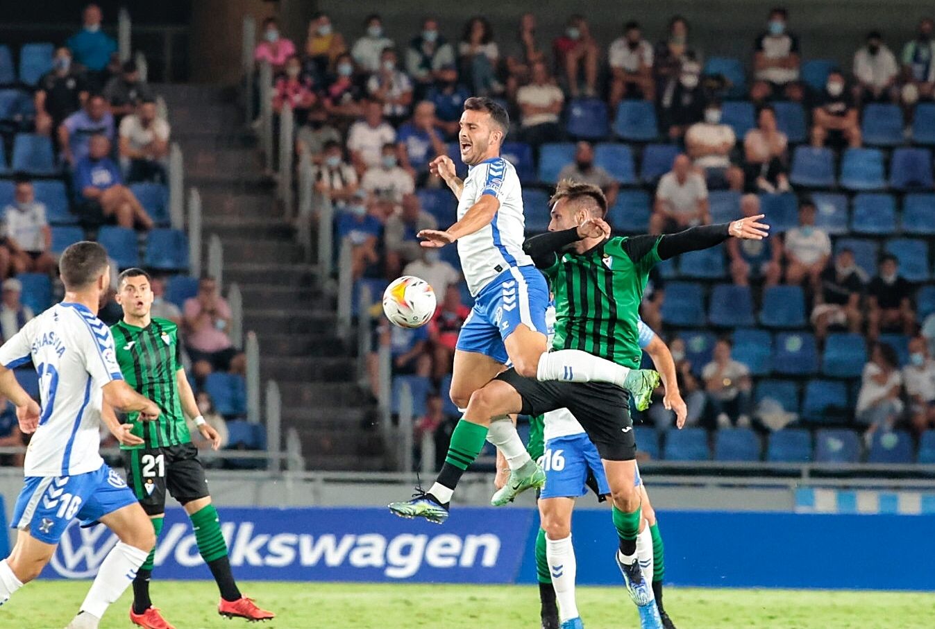 Encuentro entre el CD Tenerife y la SD Eibar