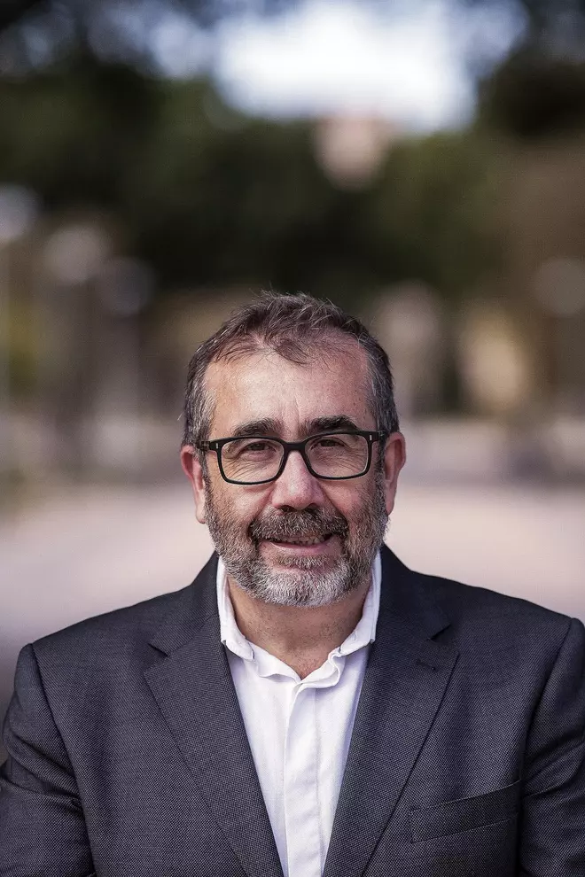Este hombre sabe mucho de castillos
