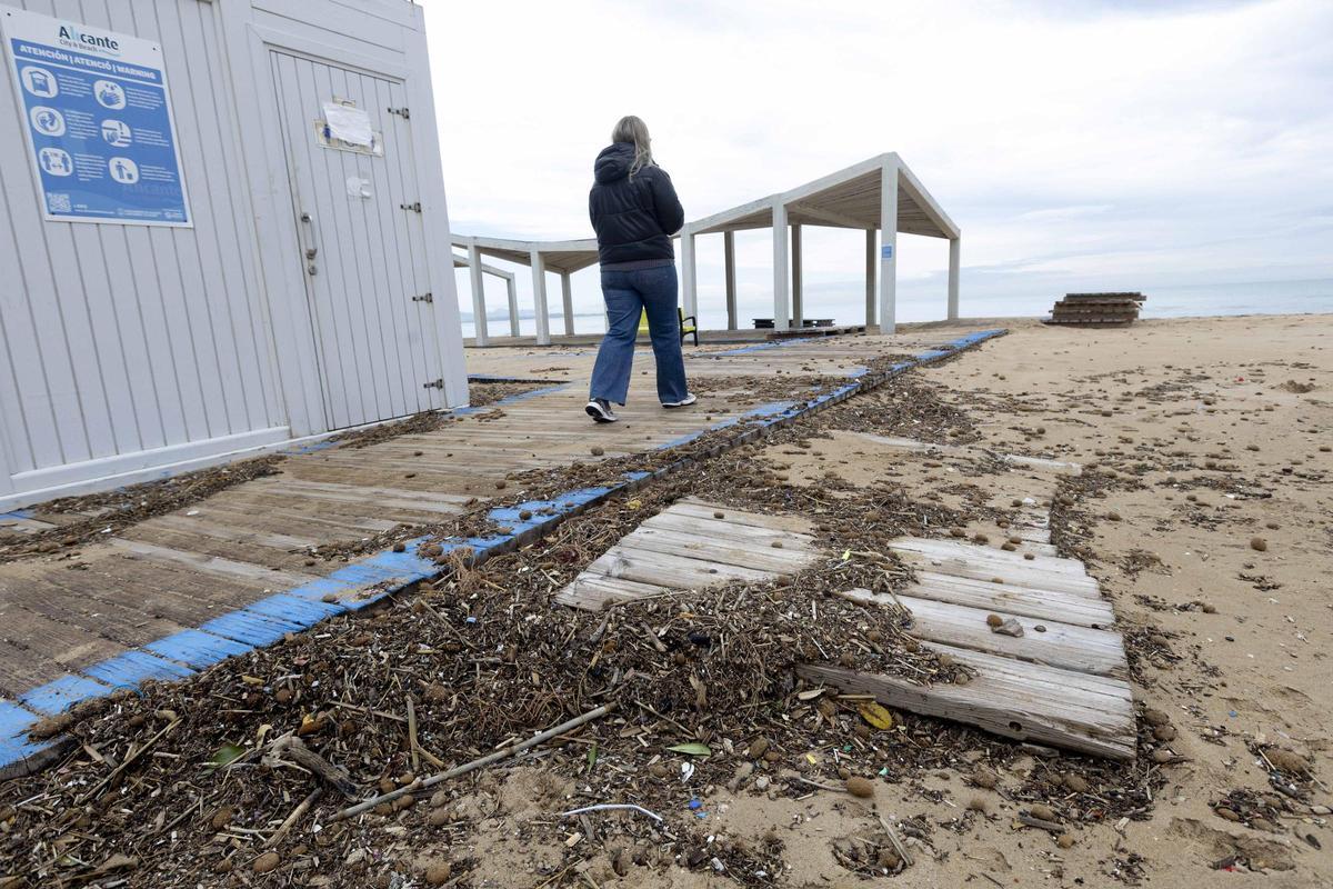 Estas son las playas más afectadas por las borrascas Ingrid y Harry en Alicante Estas son las playas más afectadas por las borrascas Ingrid y Harry en Alicante