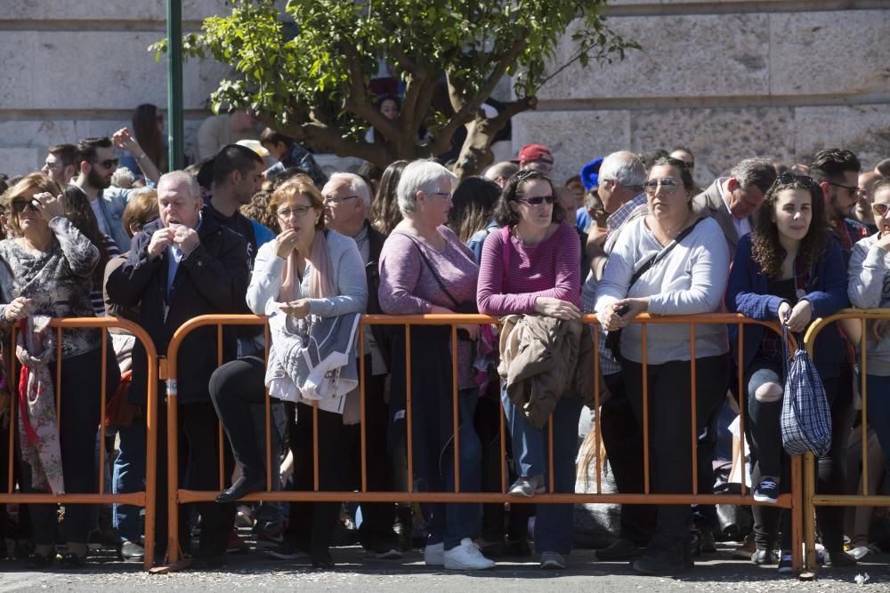 Búscate en la mascletà del 11 de marzo