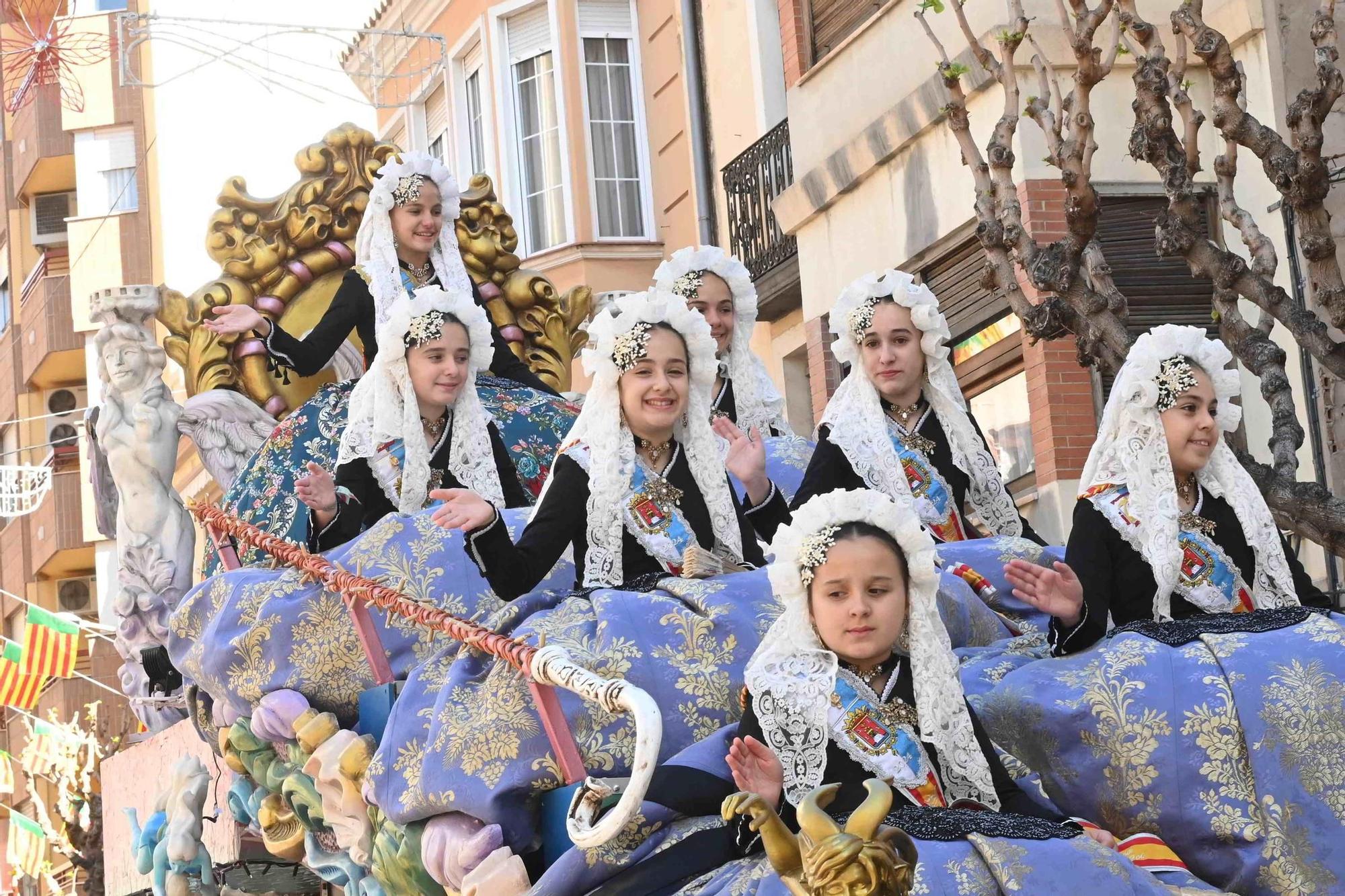 Galería de imágenes: El Pregó Infantil llena las calles de color e ilusión
