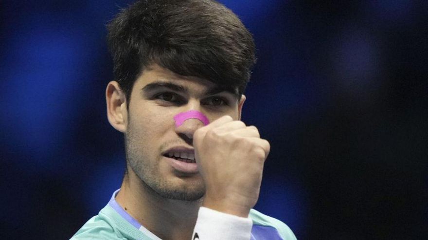 El renacido Alcaraz, a ganar a Zverev y a esperar en Turín