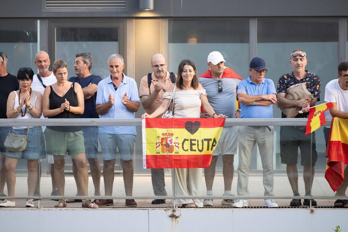 Todas las imágenes de la concentración en Ibiza en solidaridad con Ceuta Todas las imágenes de la concentración en Ibiza en solidaridad con Ceuta