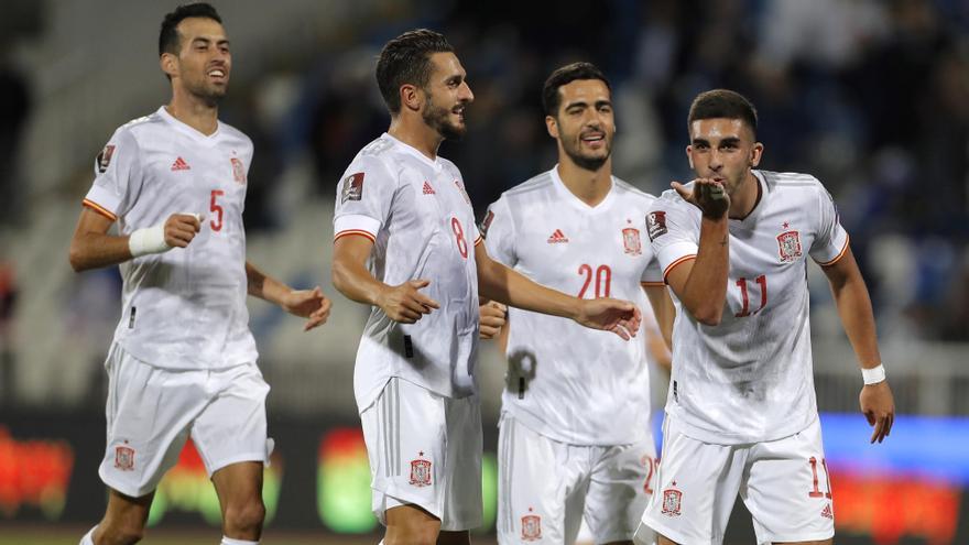 Ferran Torres celebra su gol ante Kosovo.