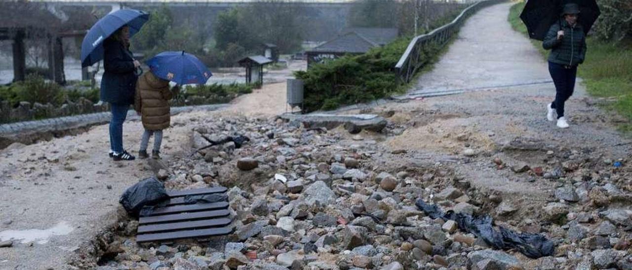 Cesa el temporal pero se mantiene la alerta en los ríos por el elevado caudal