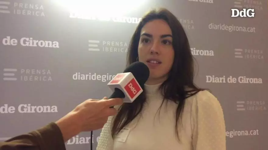 "És important usar filtres adequats als mòbils i altres pantalles"