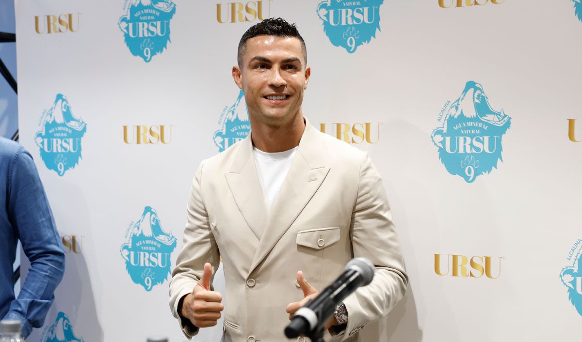 Cristiano Ronaldo en un evento de su marca de agua.